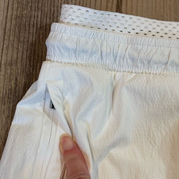 Athleta White Crest Skort - size 8T - Picture 5 of 6